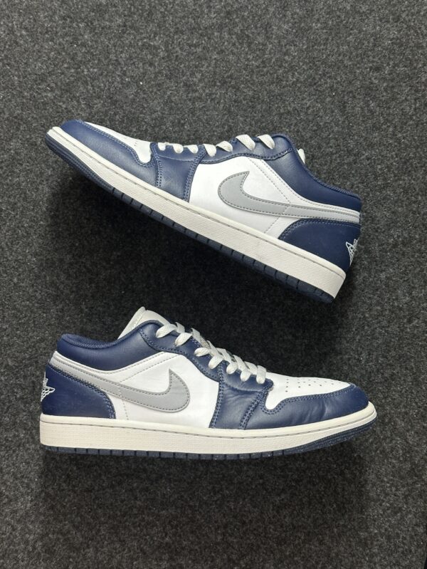 Air Jordan 1 Low Midnight Navy 553558-141 taglia EU 42.5 vista principale