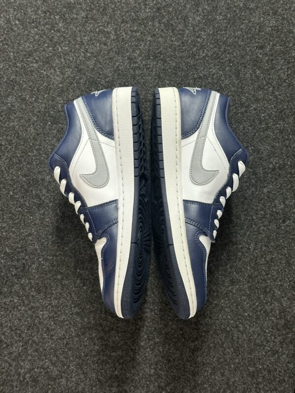 Air Jordan 1 Low Midnight Navy 553558-141 taglia EU 42.5 vista interna