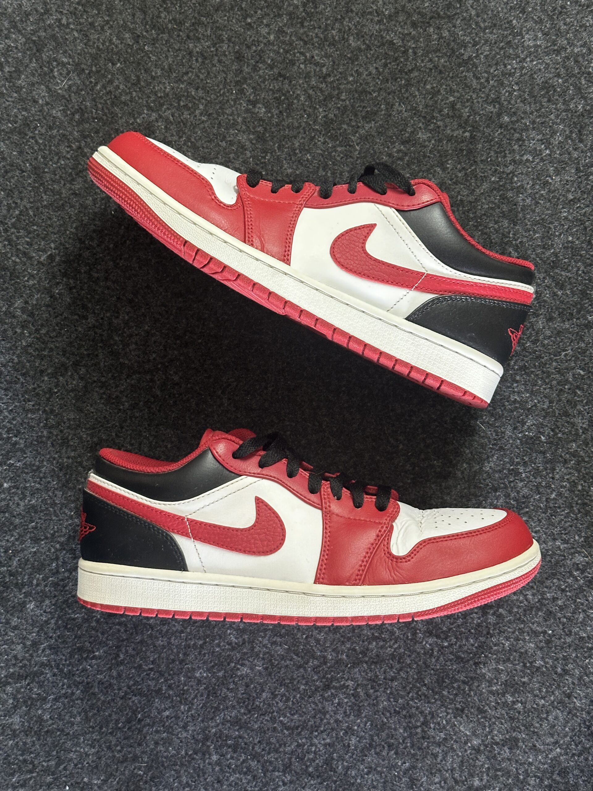 Air Jordan 1 Low Bulls 553558-163 taglia EU 42 vista principale