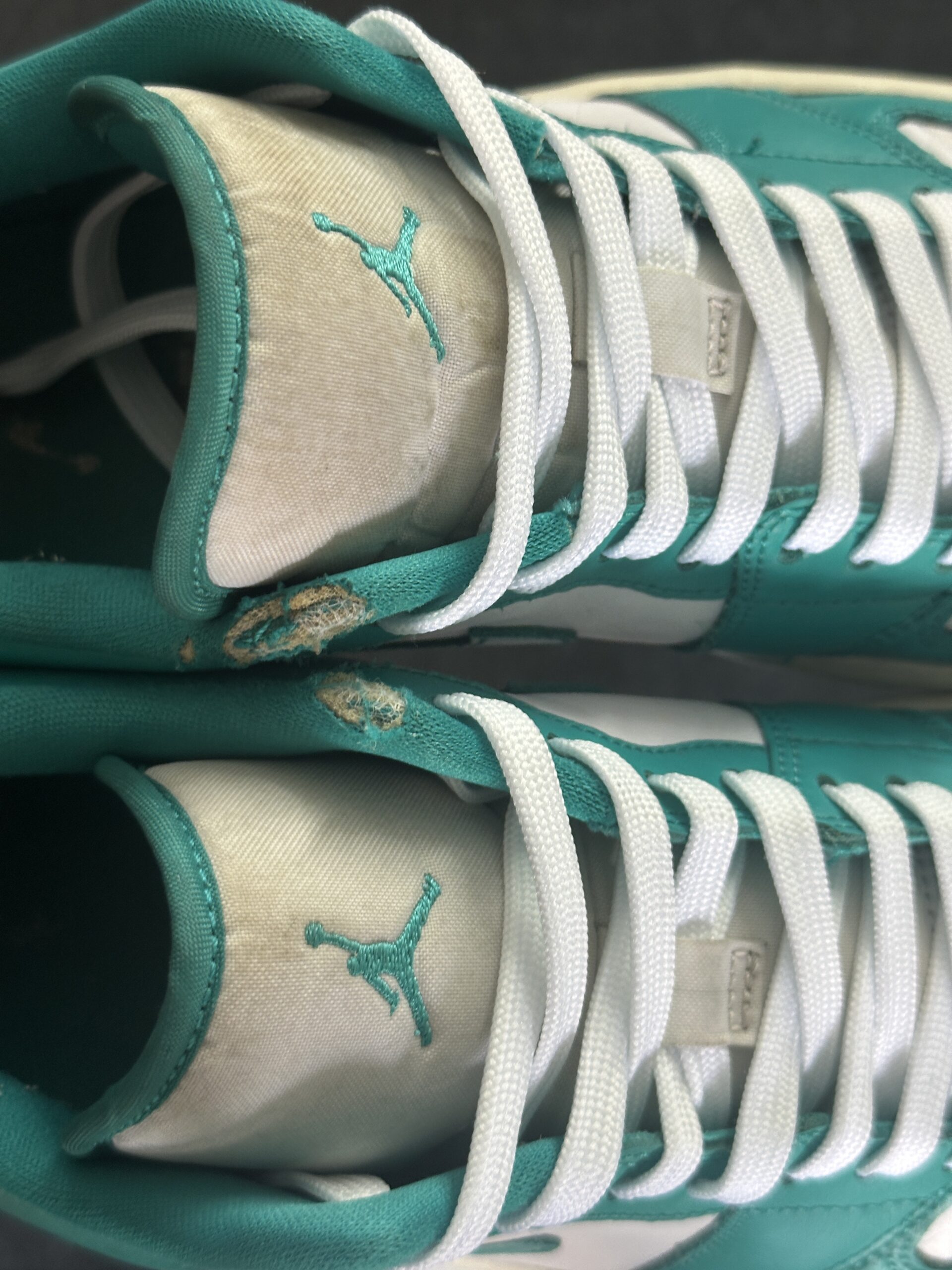 Air Jordan 1 Low New Emerald DC0774-132 taglia EU 41 vista dif