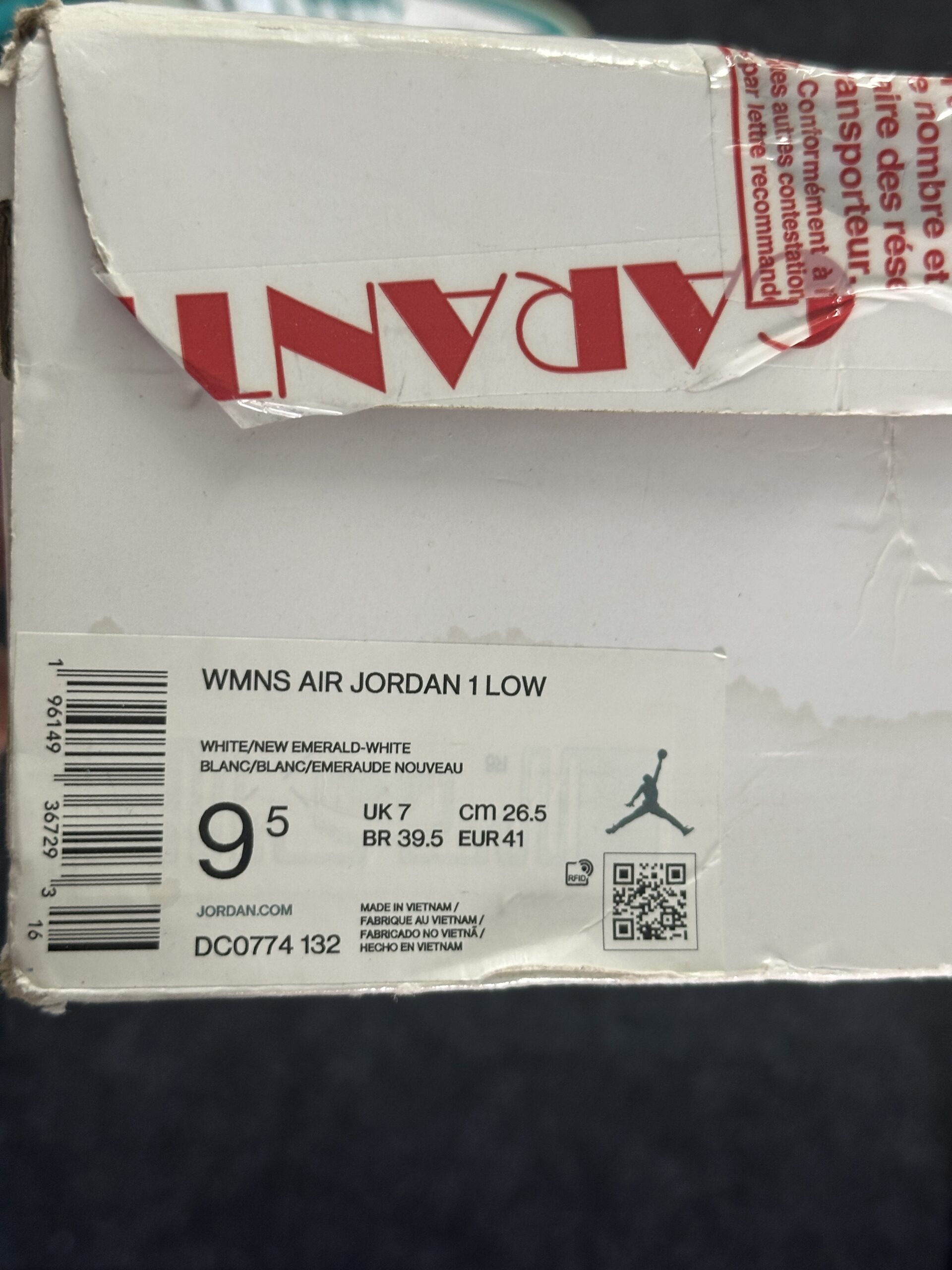 Air Jordan 1 Low New Emerald DC0774-132 taglia EU 41 vista box