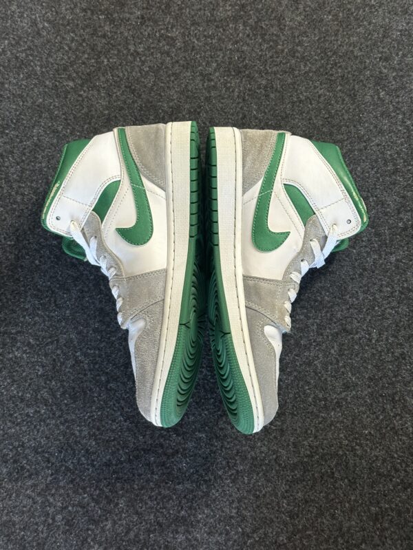 Air Jordan 1 Mid SE Grey Green DC7294-103 taglia EU 40.5 vista interna