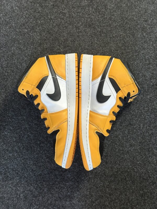 Air Jordan 1 Mid Taxi 554725-701 taglia EU 40 vista interna