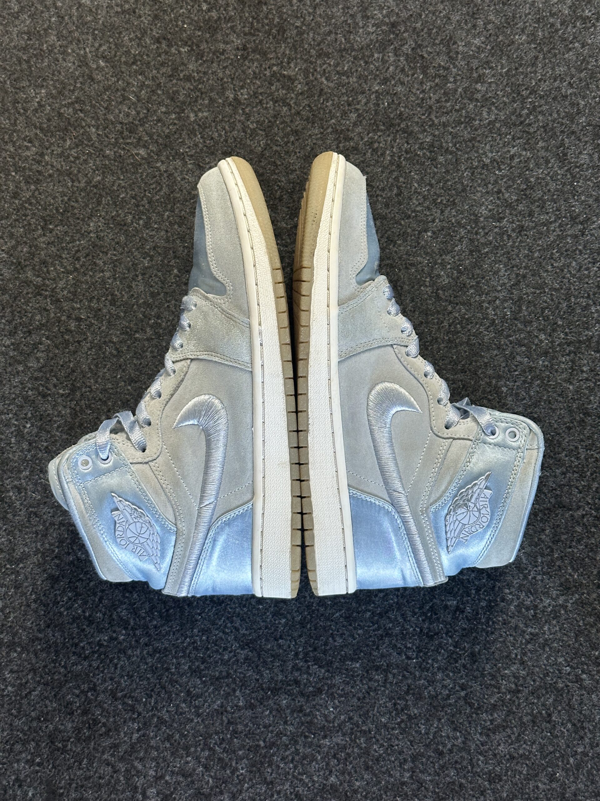 Air Jordan 1 Retro High Season of Her Hydrogen Blue AO1847-445 taglia EU 40 vista esterna