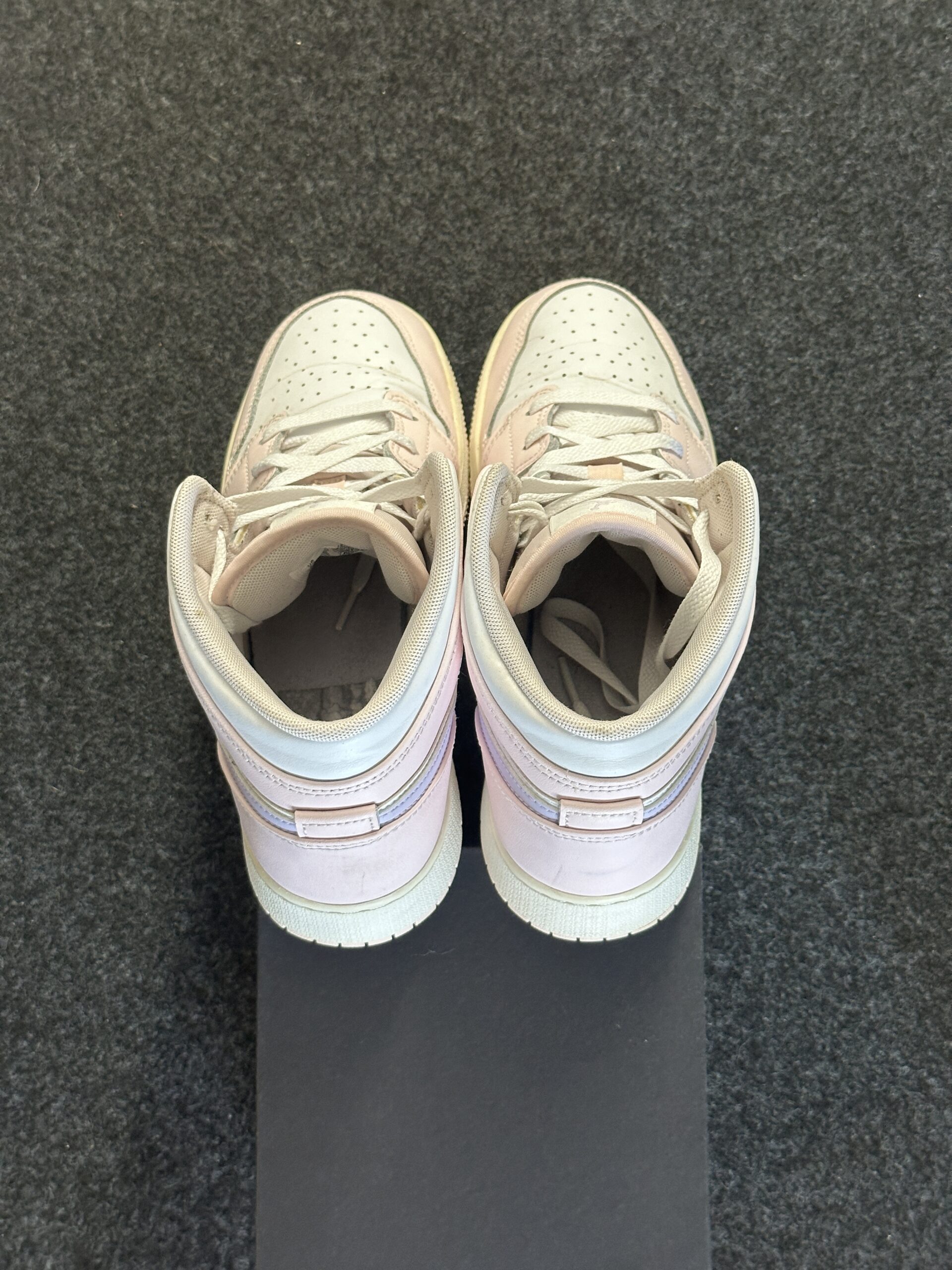 Air Jordan 1 Mid Pink Wash FD8780-601 taglia EU 40 vista tallone