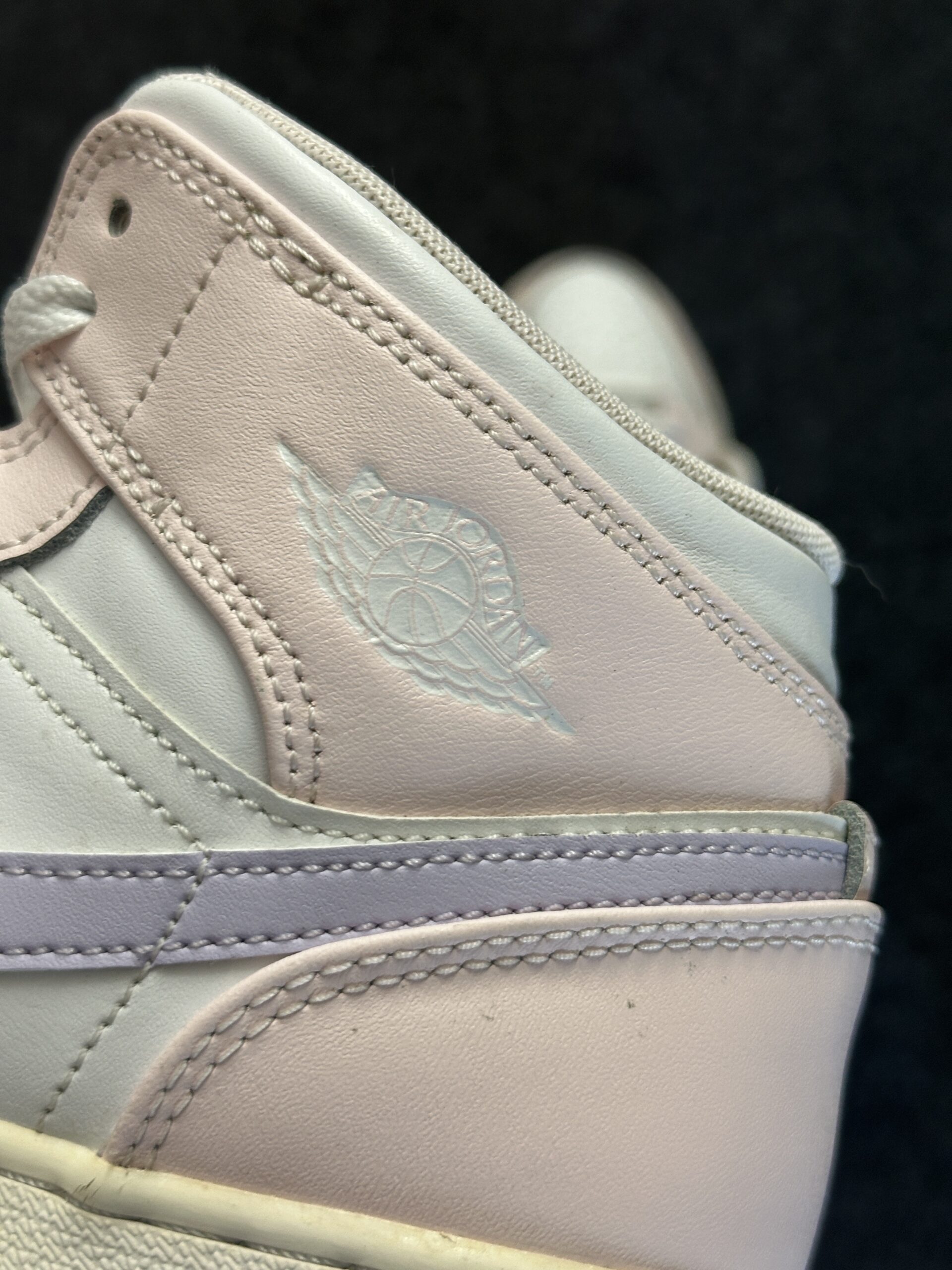 Air Jordan 1 Mid Pink Wash FD8780-601 taglia EU 40 vista logo
