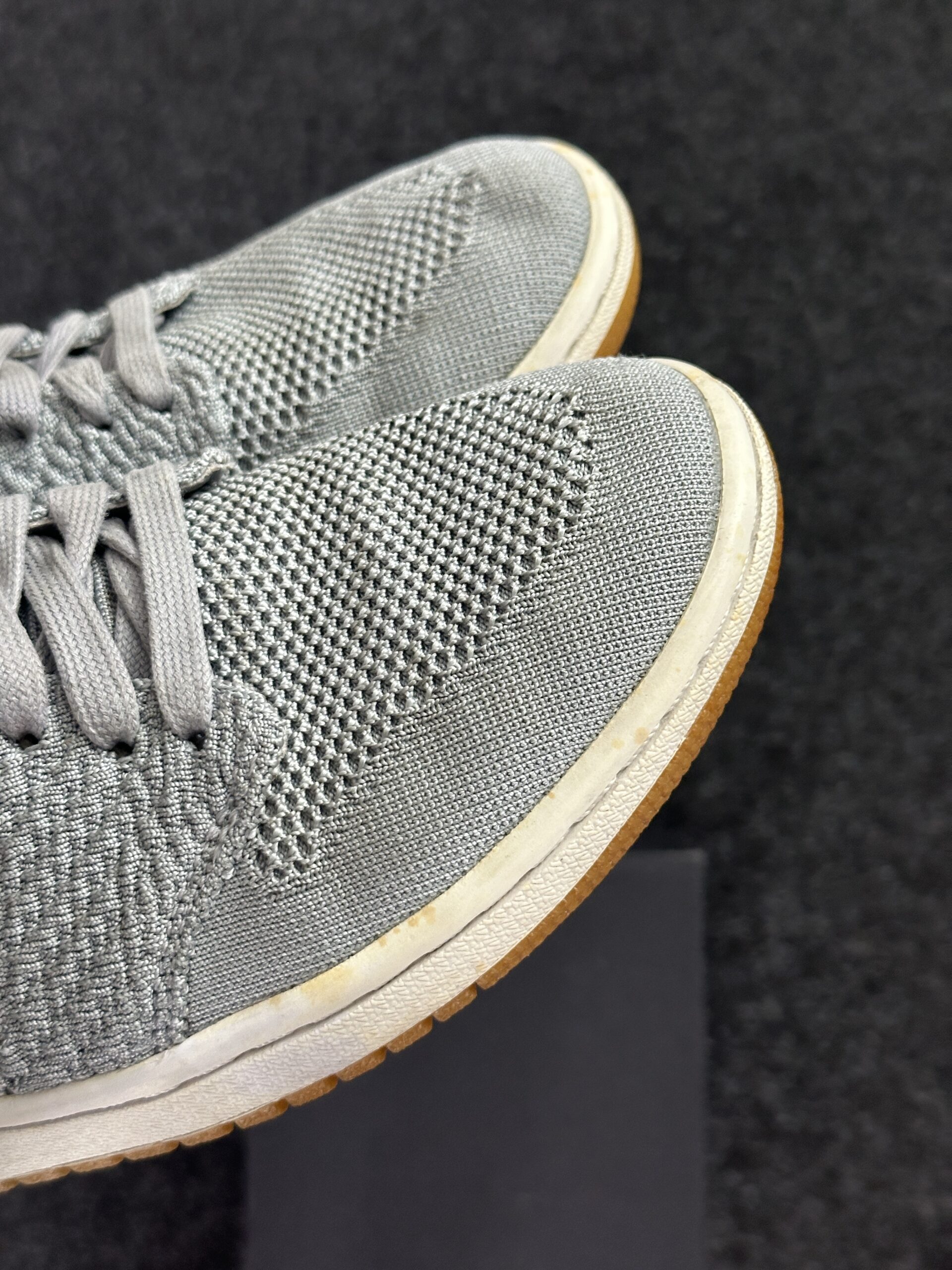 Air Jordan 1 Retro High OG Flyknit Wolf Grey 919704-025 taglia EU 40 vista dif