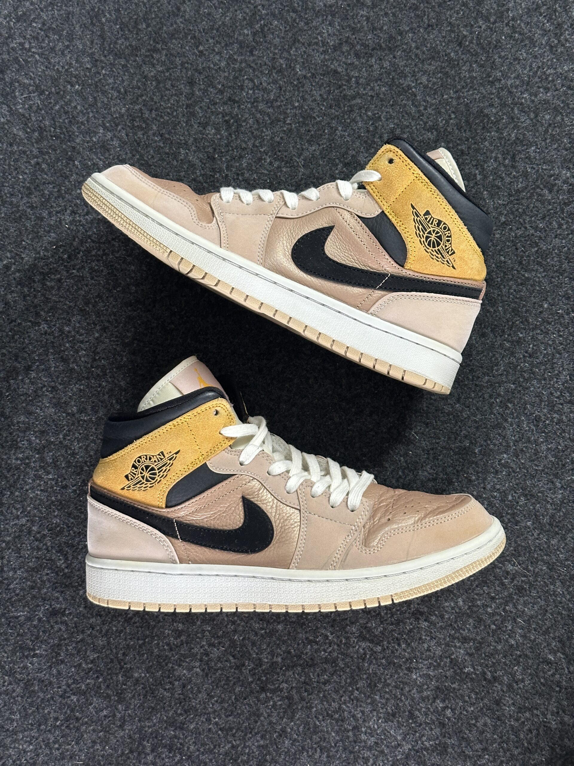 Air Jordan 1 Mid SE Particle Beige DD2224-200 taglia EU 39 vista principale