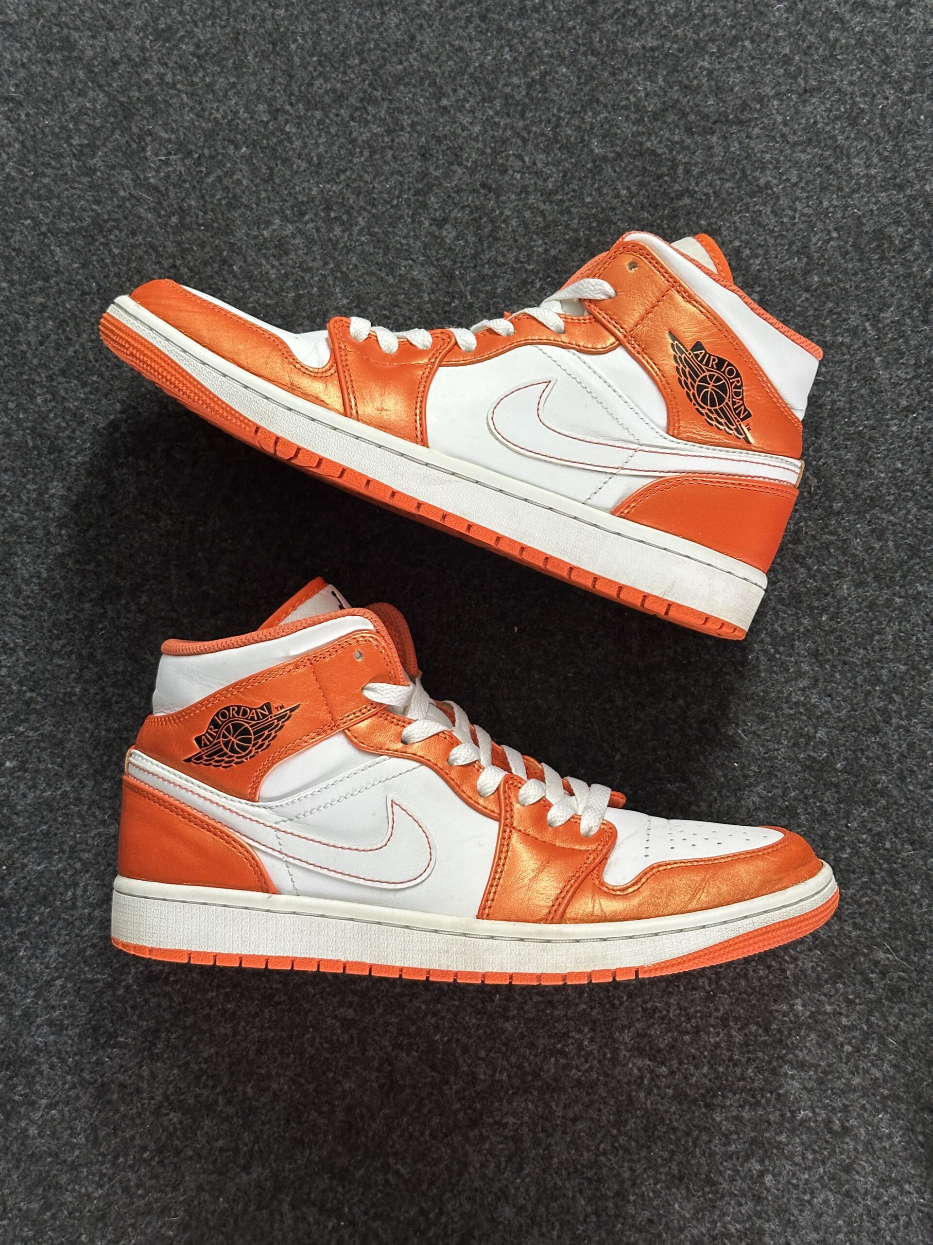 Air Jordan 1 Mid Metallic Orange DM3531-800 taglia EU 42.5 vista principale