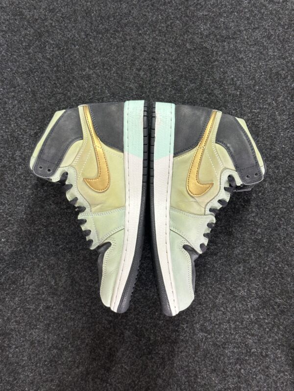 Air Jordan 1 Retro High Mint Foam 332148-300 taglia EU 40 vista interna