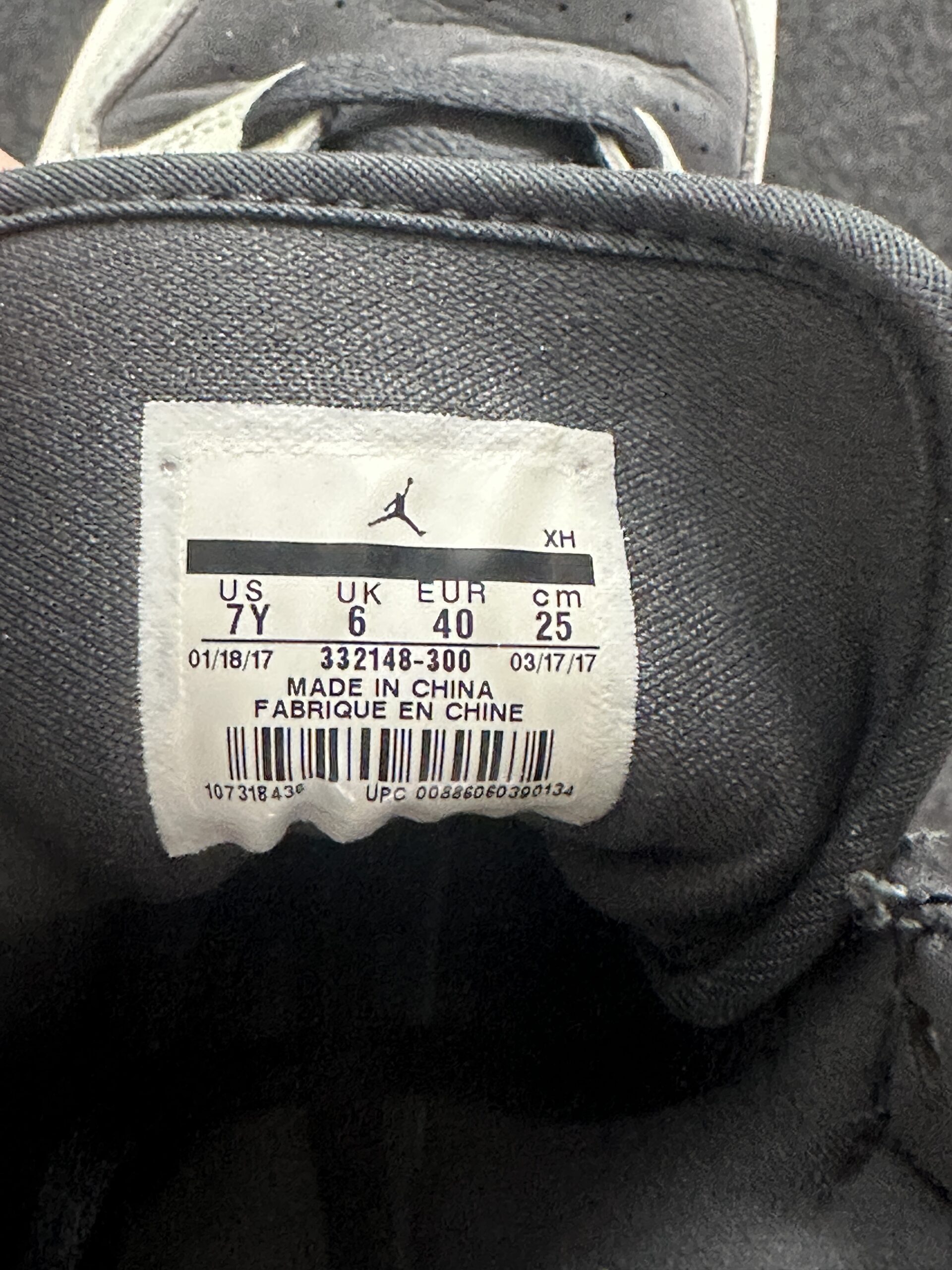 Air Jordan 1 Retro High Mint Foam 332148-300 taglia EU 40 vista label