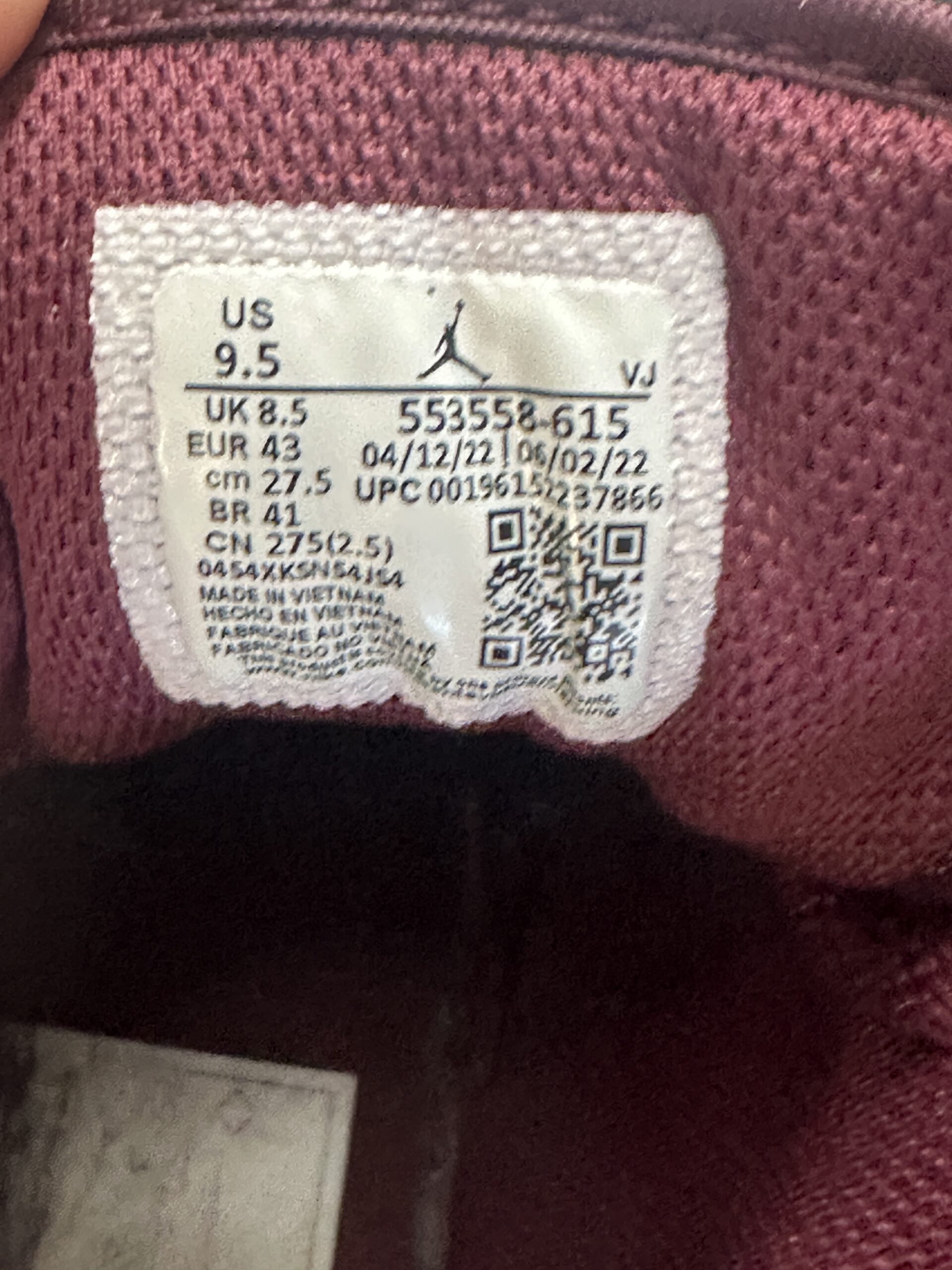 Air Jordan 1 Low Bordeaux 553558-615 taglia EU 43 vista label