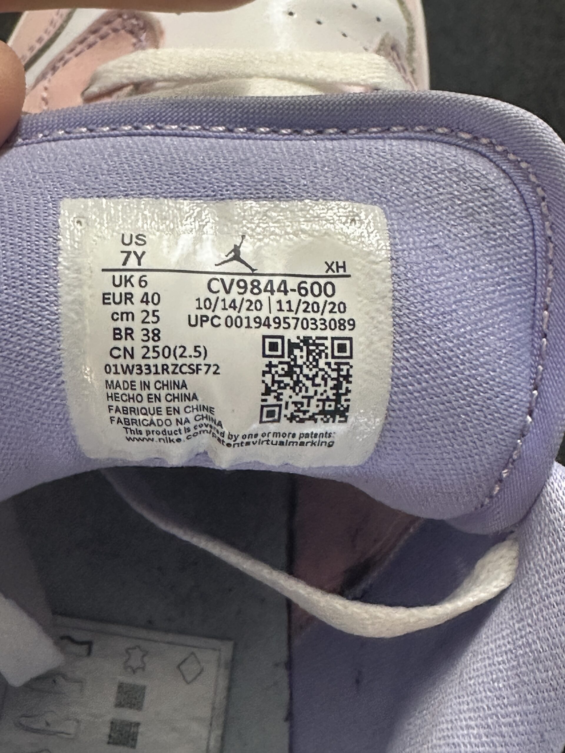 Air Jordan 1 Low SE Arctic Punch CV9844-600 taglia EU 40 vista label