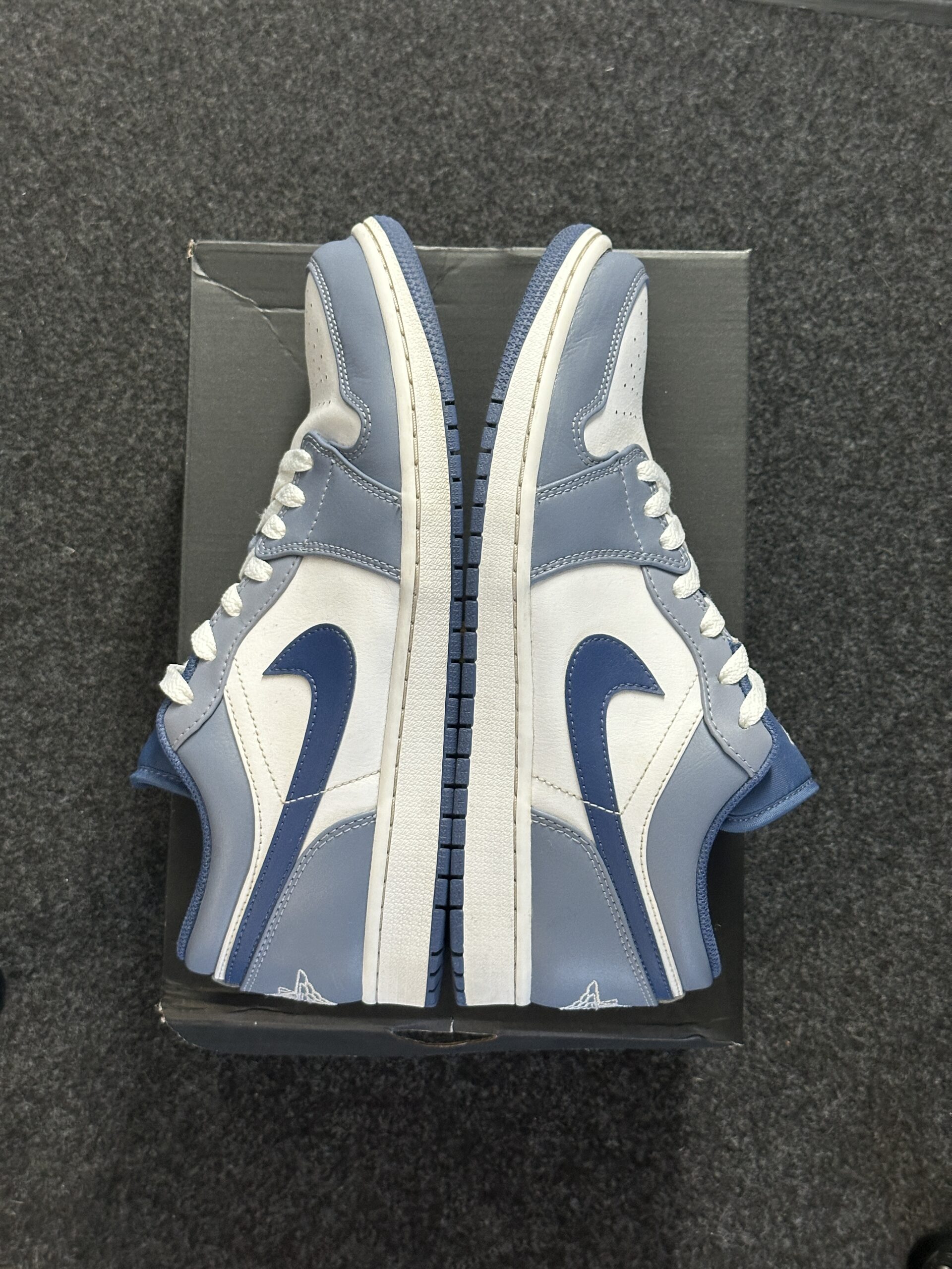 Air Jordan 1 Low Ashen Slate 553558-414 taglia EU 44 vista esterna
