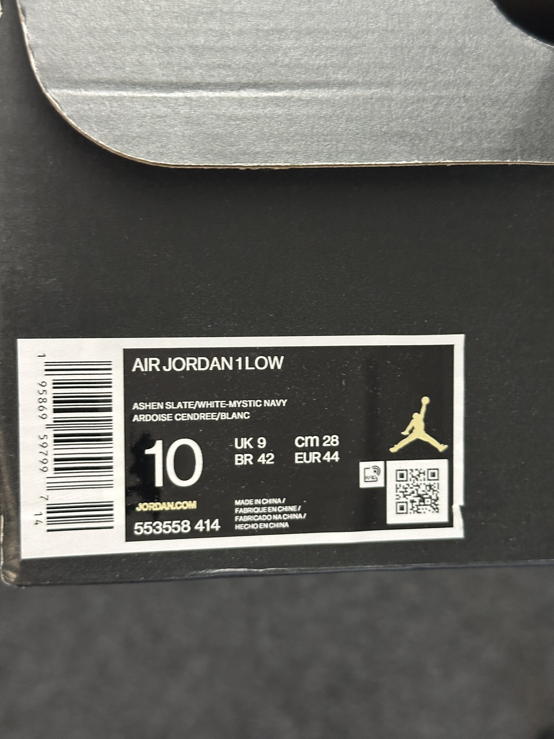 Air Jordan 1 Low Ashen Slate 553558-414 taglia EU 44 vista box