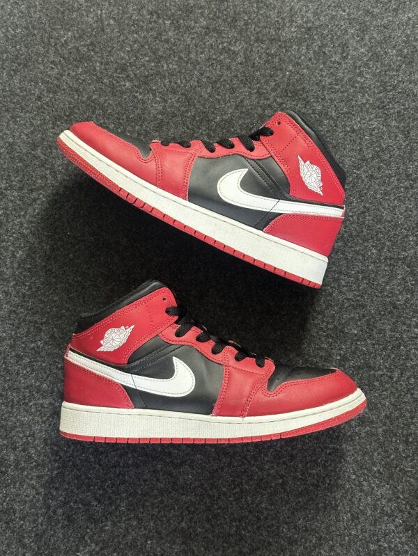 Air Jordan 1 Mid Gym Red Black White DQ8423-061 taglia EU 40 vista principale