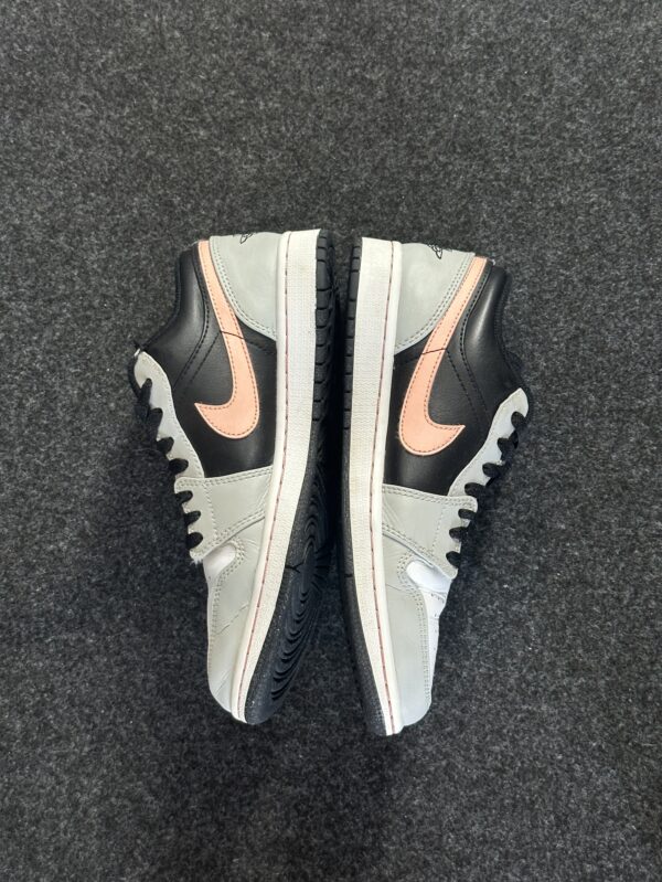 Air Jordan 1 Low Black Grey Pink 553558-062 taglia EU 41 vista interna