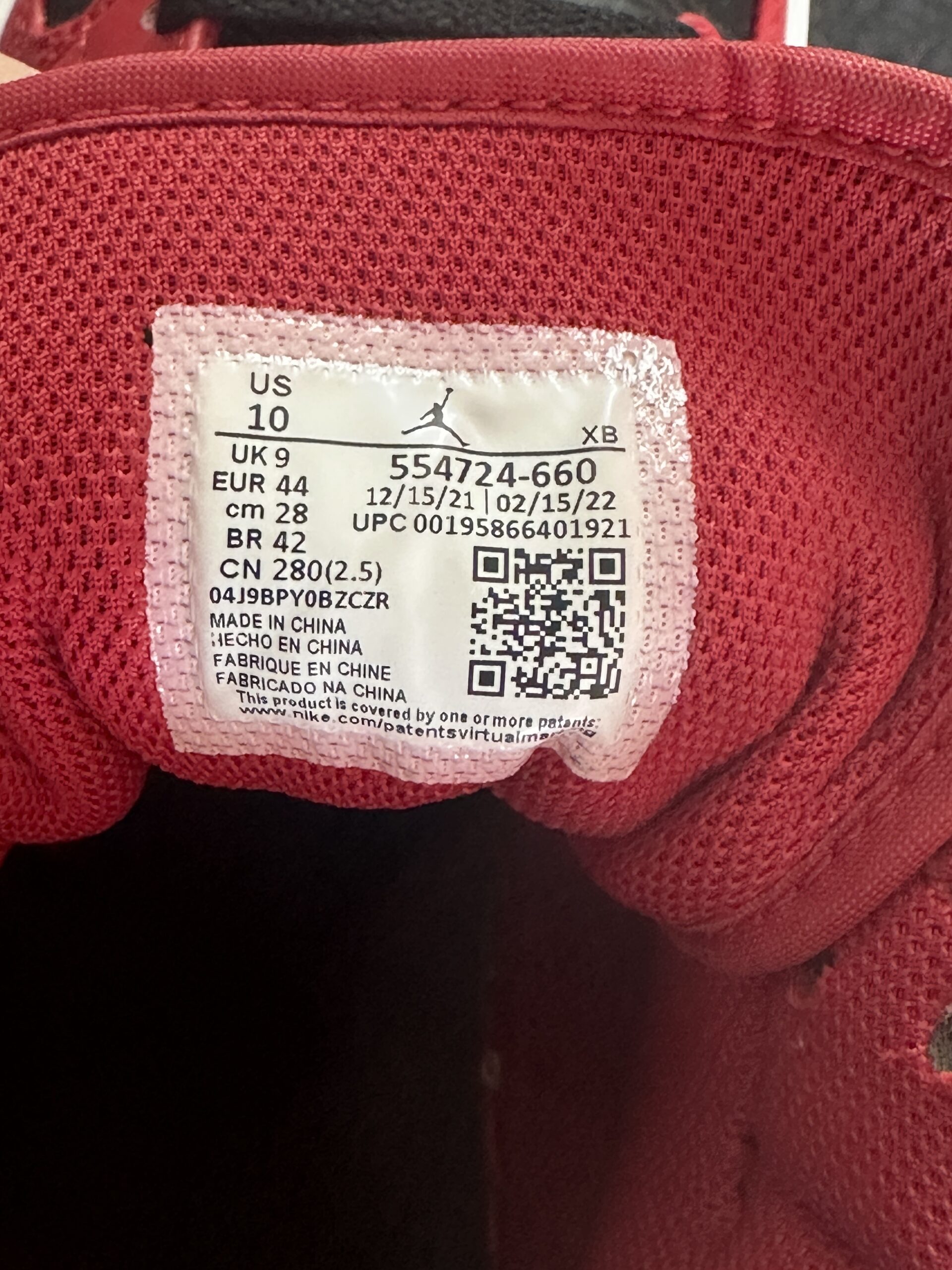 Air Jordan 1 Mid Reverse Bred 554724-660 taglia EU 44 vista label