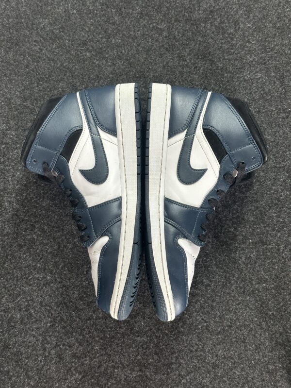 Air Jordan 1 Mid Armory Navy 554724-411 taglia EU 45 vista interna
