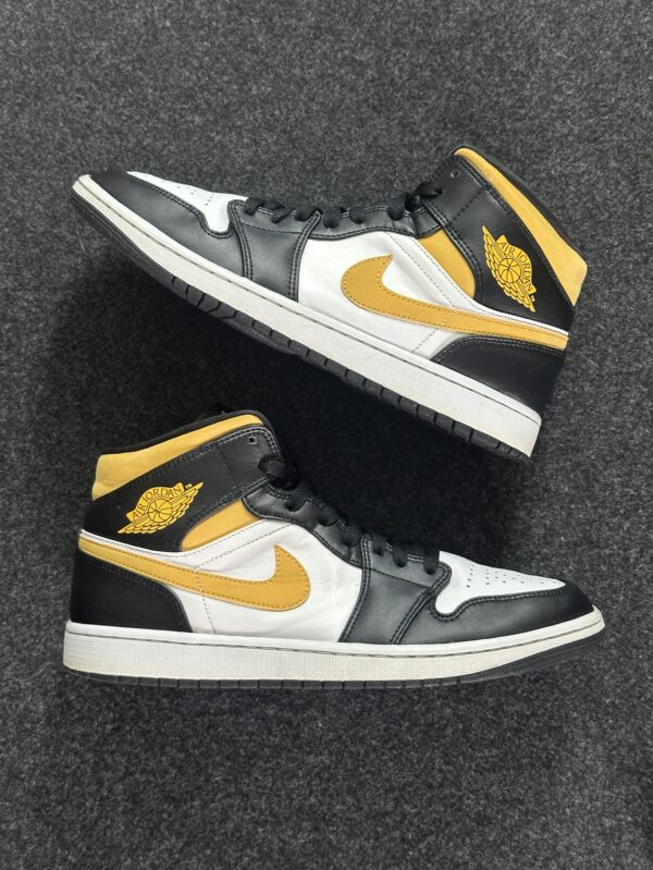Air Jordan 1 Mid Pollen 554724-177 taglia EU 45 vista principale