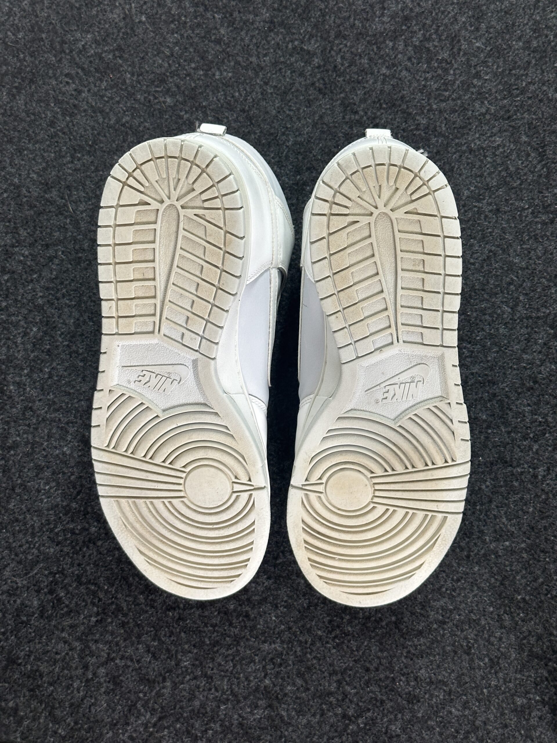 Nike Dunk High Summit White Pure Platinum DJ6189-100 taglia EU 46 vista suole