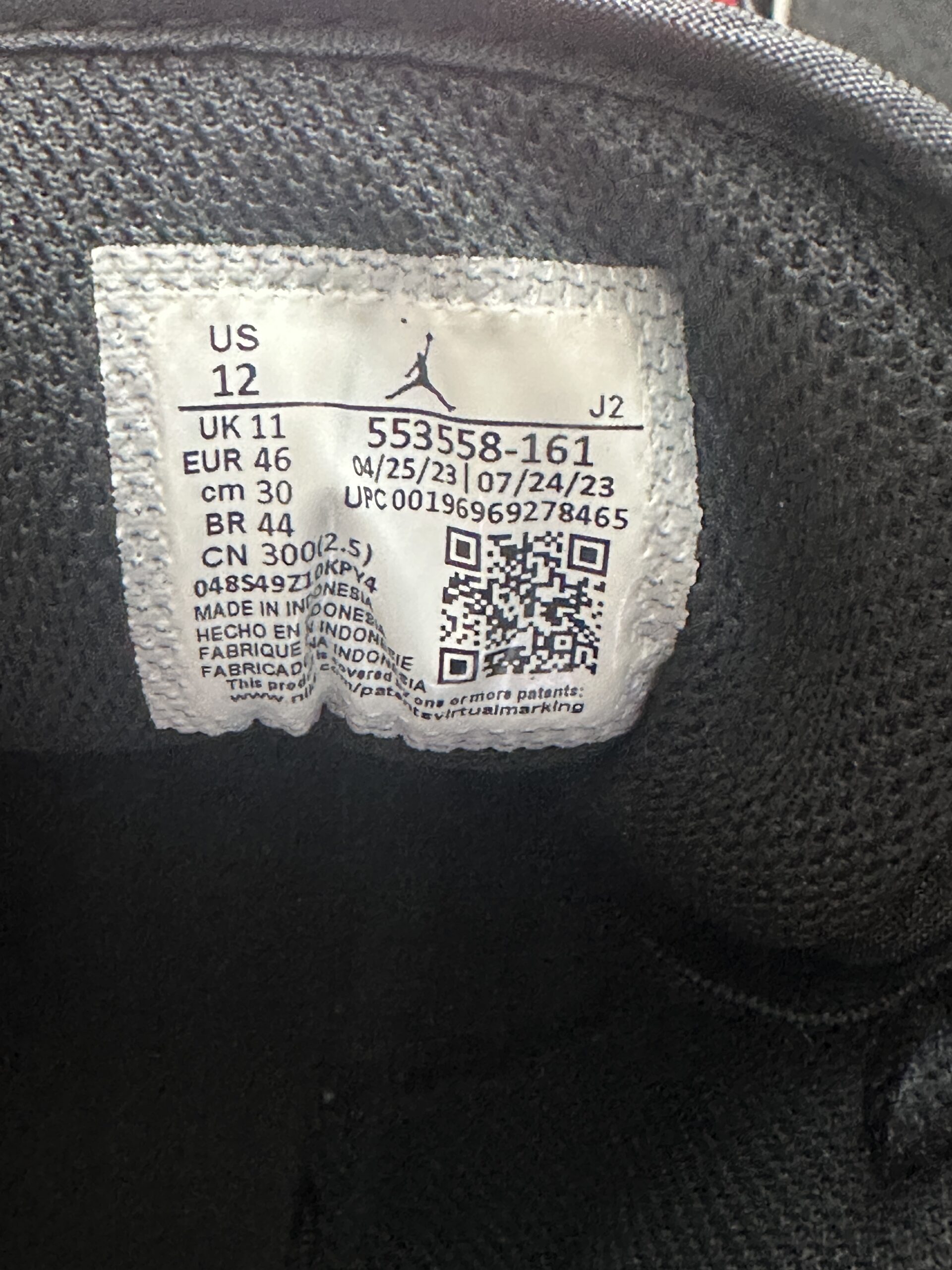 Air Jordan 1 Low Bred Toe 553558-161 taglia EU 46 vista label