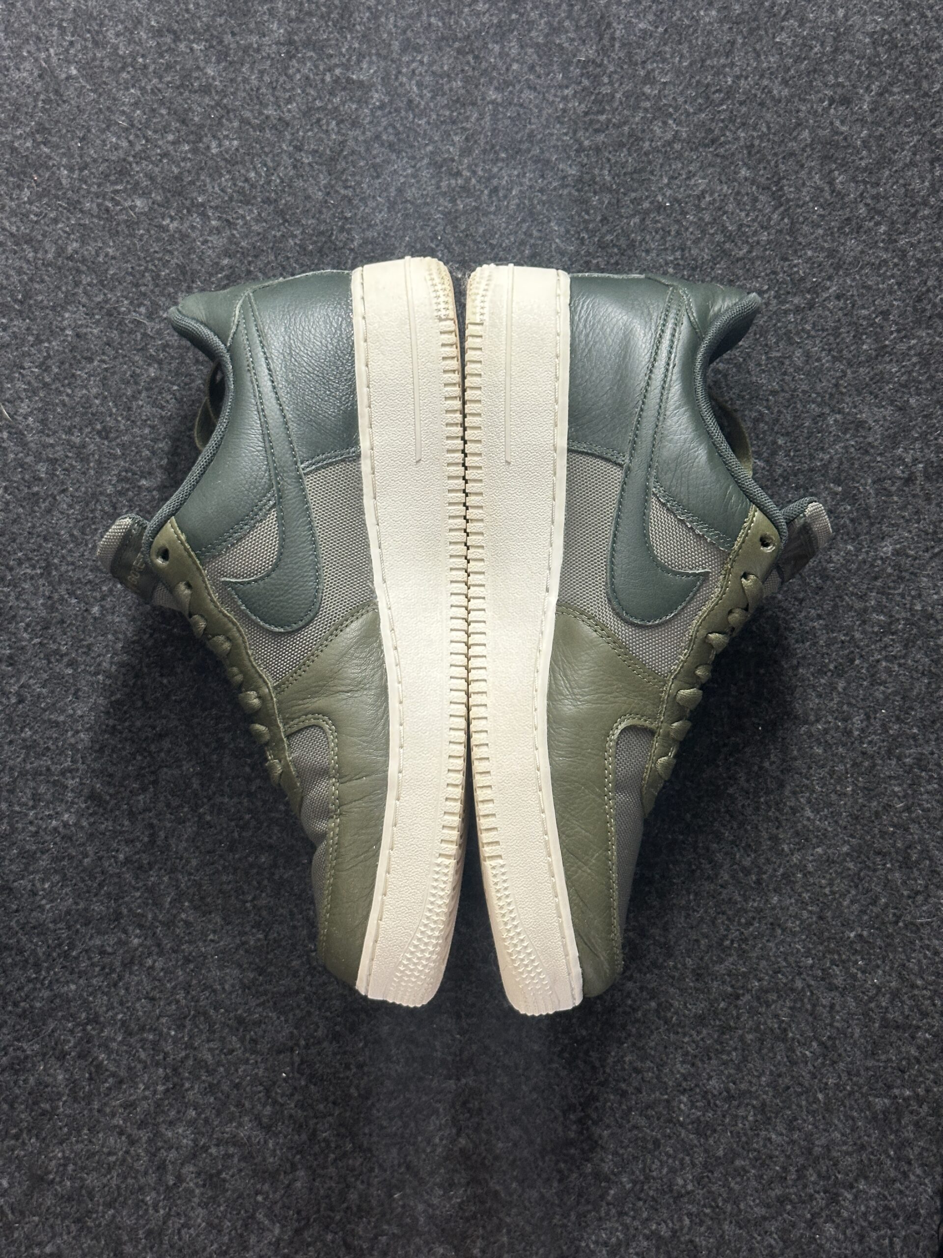 Nike Air Force 1 Low Gore-Tex Medium Olive CT2858-200 taglia EU 44 vista interna
